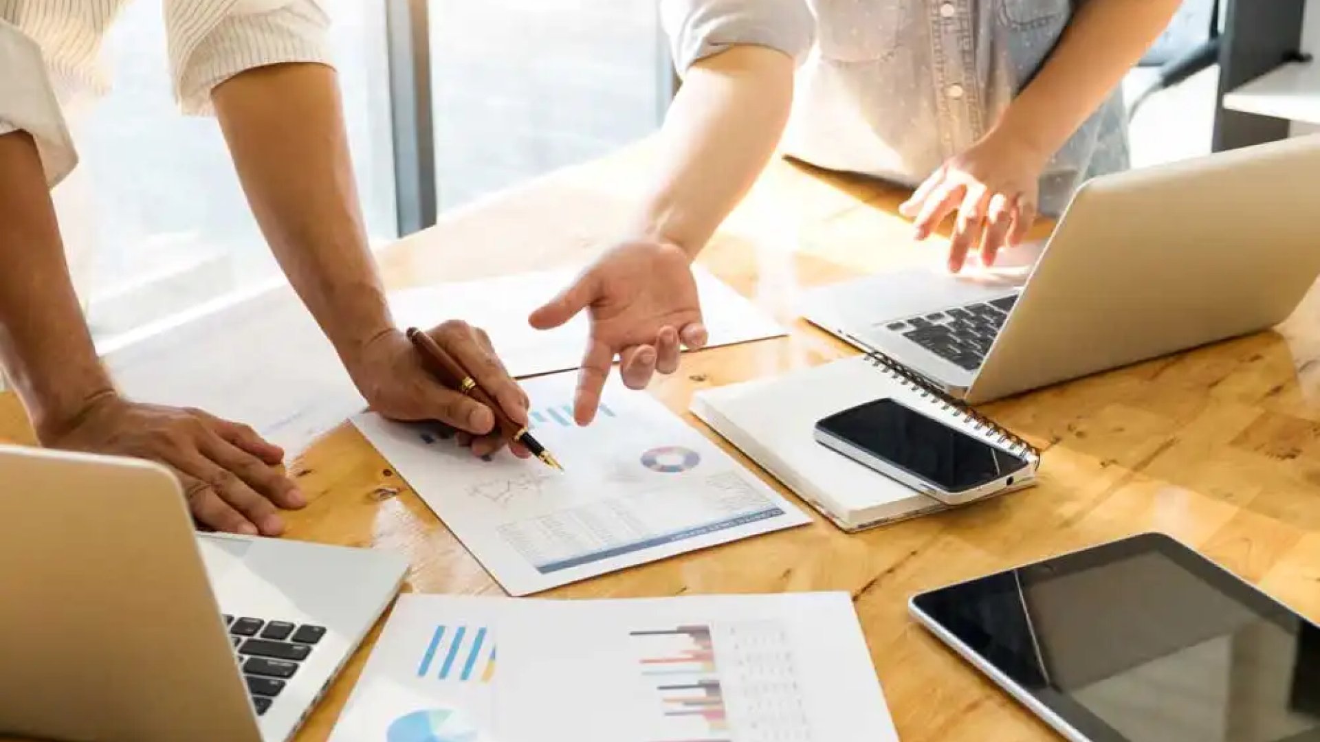 serverless-meetup-featured-image serverless-meetup-featured-image