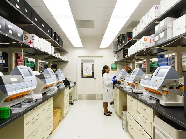 Extended team for Healthcare Product Development Extended team for Healthcare Product Development