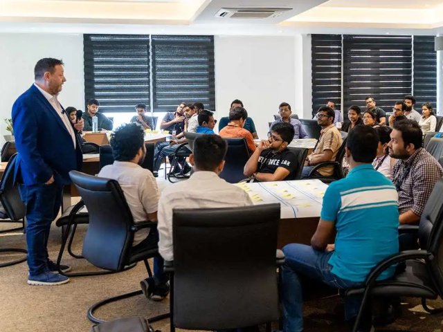 building-product-management-capability-featured-image building-product-management-capability-featured-image